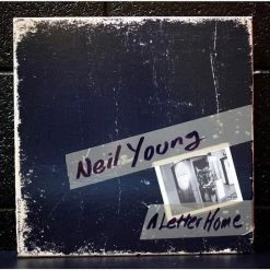 Meilleure affaire ⭐ A Letter Home - Boxset - + 6 X 7 Inch Clear Vinyl Discs (LP + CD + DVD + Digital Copy + Buch) Von Neil Young 🎁